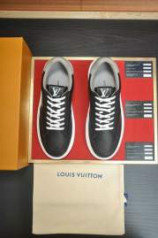 Picture of Louis Vuitton Shoes _SKULVsz39-44hnx040715946